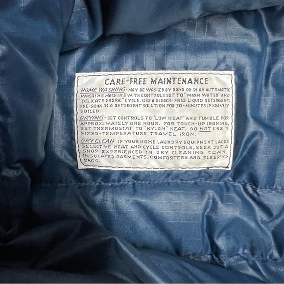 LL Bean Script Label Jacket Men’s Medium? Blue Down Puffer Zip Front Vintage 70s - Picture 9 of 9